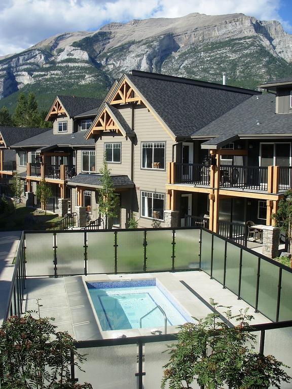 Rocky Mountain Getaway Apartment Canmore Exterior photo